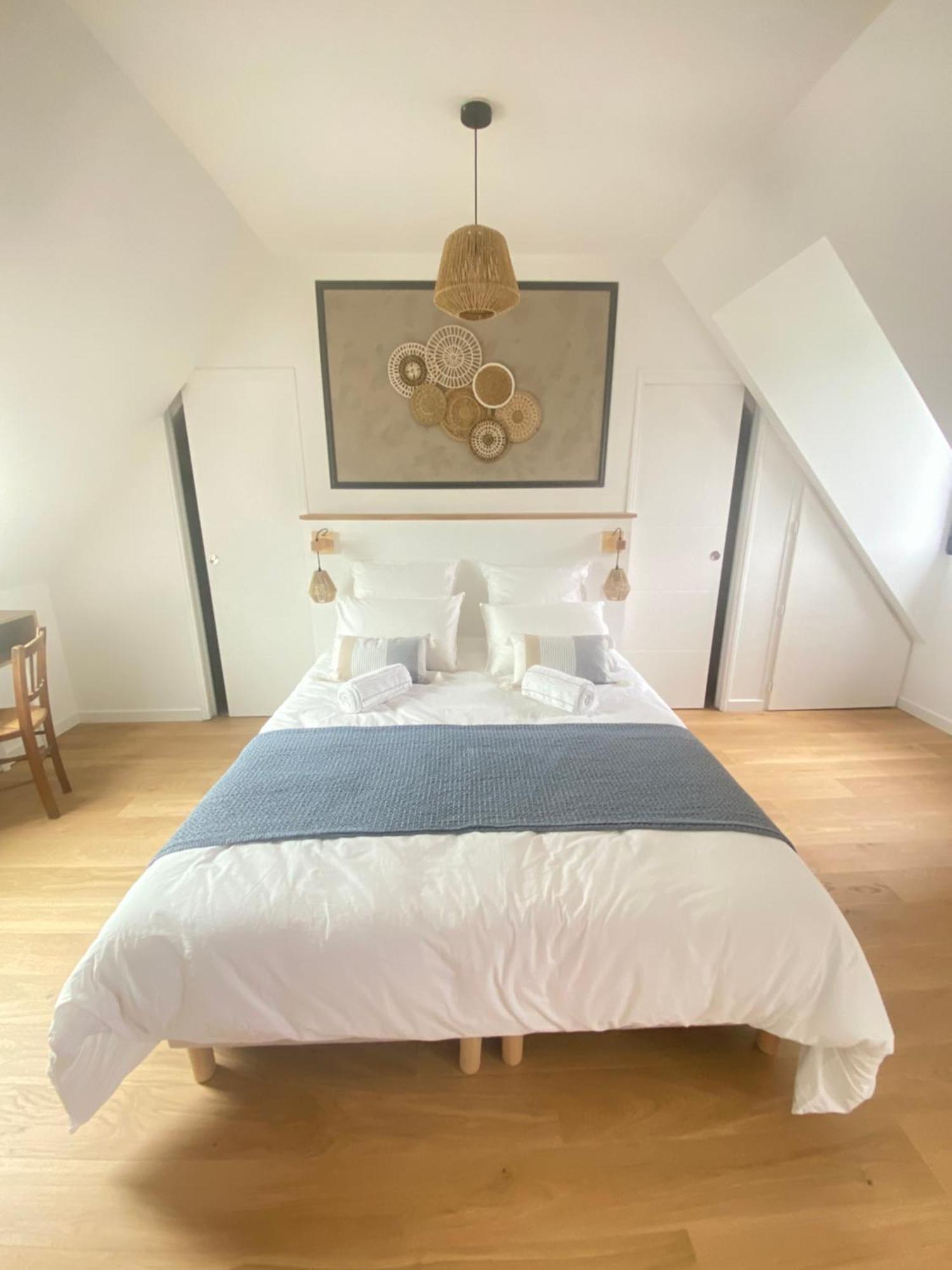 Les Chambres D'Hotes Du Petit Bois วูวเรย์ ภายนอก รูปภาพ